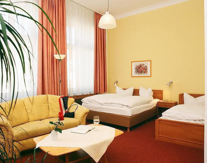 Hotel Pension Delta Berlin Luaran gambar